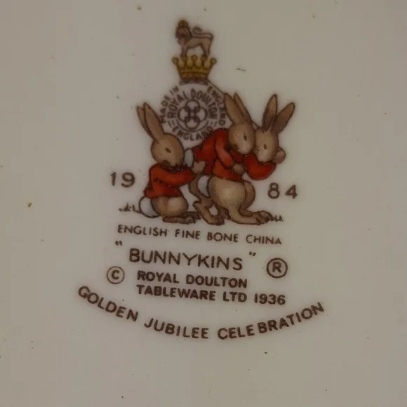 Vintage Royal Doulton Bunnykins Plate "Bath Time" 1936 English Fine Bone China - Picture 5 of 11